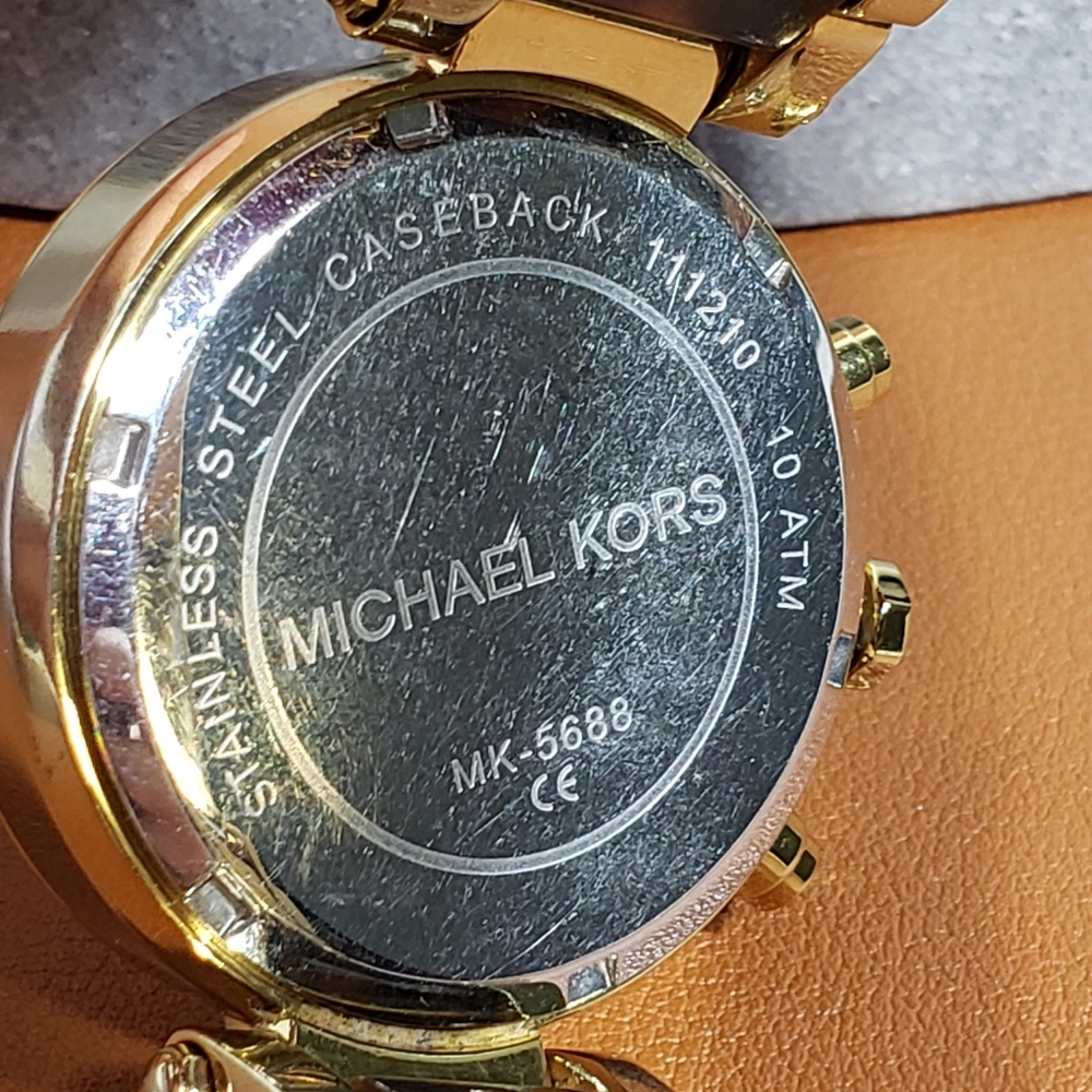 Michael Kors- mk5688 Parker gold tone tortoise shell acetate, great condition. - Picture 3 of 12